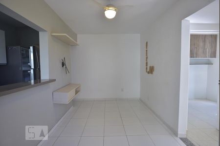 Sala de apartamento para alugar com 2 quartos, 50m² em Pechincha, Rio de Janeiro