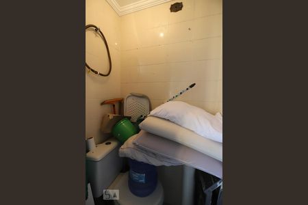 Apartamento à venda com 78m², 2 quartos e 1 vagaBanheiro de Serviço