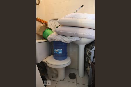 Apartamento à venda com 78m², 2 quartos e 1 vagaBanheiro de Serviço