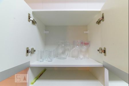 Apartamento para alugar com 63m², 2 quartos e 2 vagas Apartamento para alugar com 63m², 2 quartos e 2 vagasCozinha