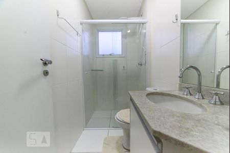 Apartamento para alugar com 63m², 2 quartos e 2 vagas Apartamento para alugar com 63m², 2 quartos e 2 vagasBanheiro da Suíte