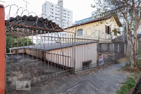 Casa à venda com 190m², 4 quartos e 1 vagaFachada