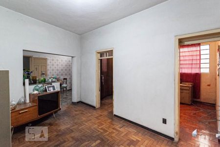 Sala 2 de casa para alugar com 4 quartos, 190m² em Sagrada Família, Belo Horizonte
