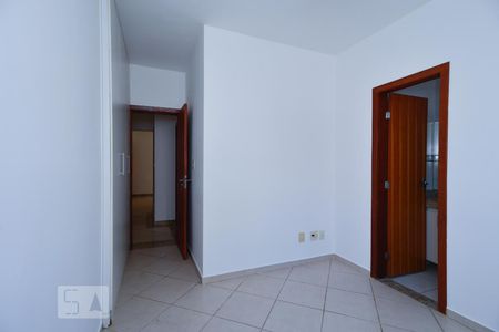 Suíte de apartamento para alugar com 2 quartos, 78m² em Castelo, Belo Horizonte
