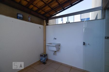 Apartamento para alugar com 78m², 2 quartos e 1 vagaÁrea de Serviço