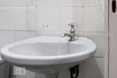 Banheiro Social de casa para alugar com 1 quarto, 45m² em Cidade Monções, São Paulo