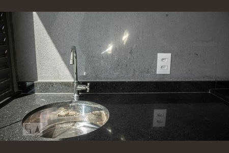 Apartamento para alugar com 72m², 3 quartos e 1 vagaTorneira - Varanda