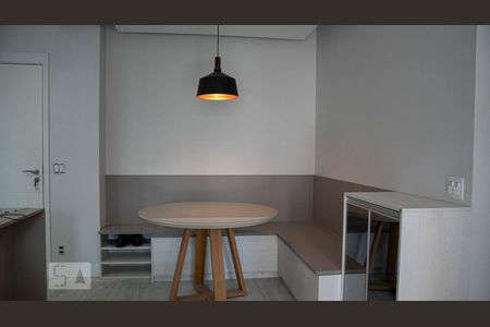 Sala de apartamento para alugar com 3 quartos, 72m² em Pinheiros, São Paulo