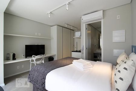 Quarto  de kitnet/studio para alugar com 1 quarto, 25m² em Vila Nova Conceição, São Paulo