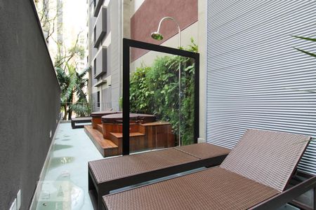 Studio para alugar com 25m², 1 quarto e sem vaga Studio para alugar com 25m², 1 quarto e sem vagaÁrea comum - Ofurô