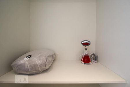 Studio para alugar com 25m², 1 quarto e sem vaga Studio para alugar com 25m², 1 quarto e sem vagaArmário