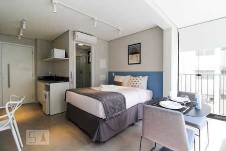 Quarto  de kitnet/studio para alugar com 1 quarto, 25m² em Vila Nova Conceição, São Paulo