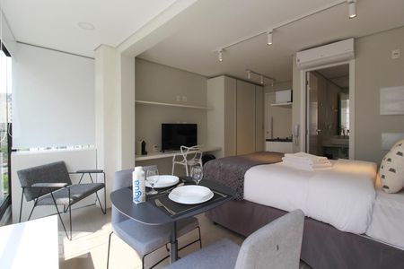 Quarto  de kitnet/studio para alugar com 1 quarto, 25m² em Vila Nova Conceição, São Paulo