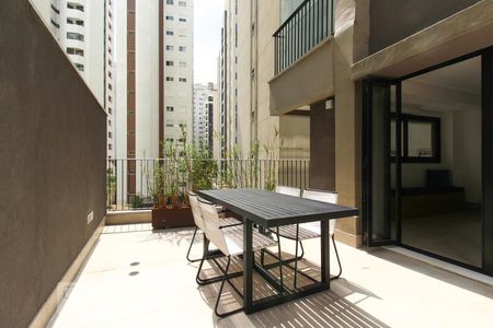 Studio para alugar com 25m², 1 quarto e sem vaga Studio para alugar com 25m², 1 quarto e sem vagaÁrea comum - Churrasqueira