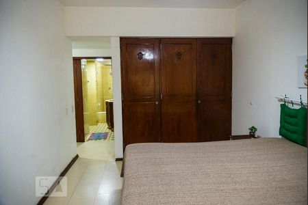Apartamento à venda com 160m², 3 quartos e sem vagaSuíte