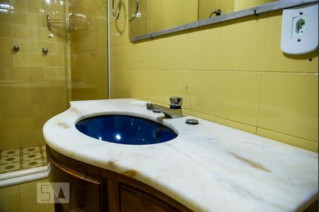 Apartamento à venda com 160m², 3 quartos e sem vagaBanheiro da Suíte