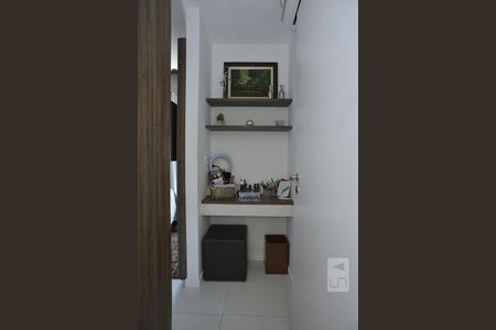 Apartamento à venda com 170m², 3 quartos e 2 vagasSuíte 1