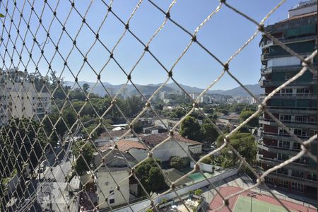 Apartamento à venda com 170m², 3 quartos e 2 vagasVista da Suíte 1