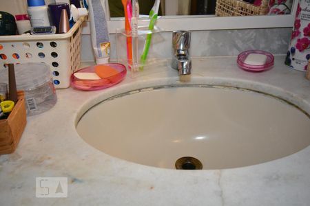 Apartamento à venda com 98m², 3 quartos e 1 vagaBanheiro da Suíte - Torneira