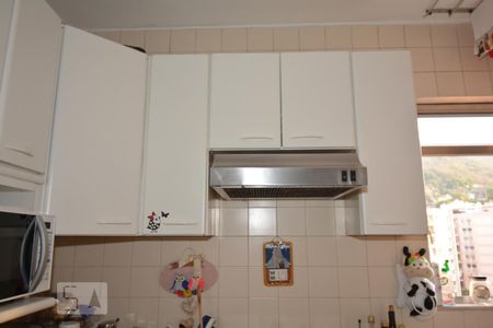 Apartamento à venda com 98m², 3 quartos e 1 vagaCozinha e Área de Serviço