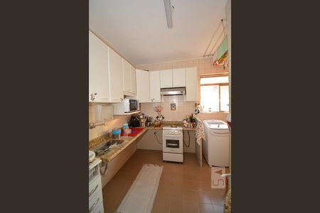 Apartamento à venda com 98m², 3 quartos e 1 vagaBanheiro de Serviço