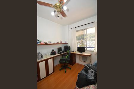 Apartamento à venda com 98m², 3 quartos e 1 vagaQuarto 2