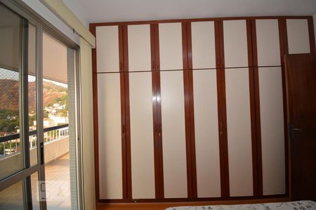 Apartamento à venda com 98m², 3 quartos e 1 vagaSuíte