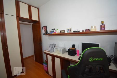 Apartamento à venda com 98m², 3 quartos e 1 vagaQuarto 2