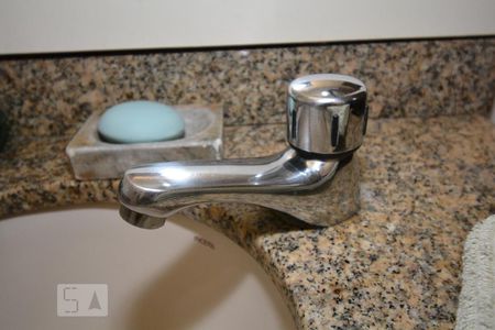 Apartamento à venda com 98m², 3 quartos e 1 vagaBanheiro Social - Torneira