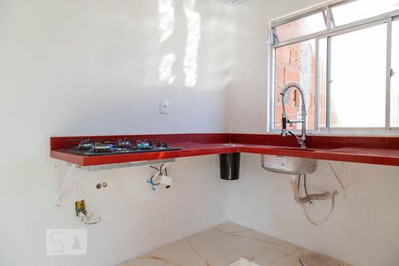 Cozinha de kitnet/studio para alugar com 1 quarto, 30m² em Vargem Grande, Rio de Janeiro