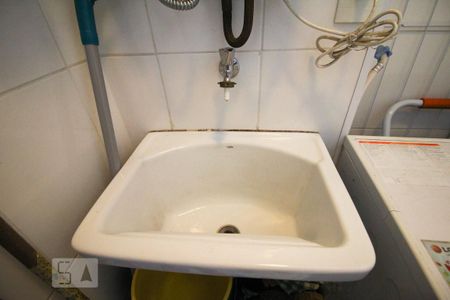 Apartamento à venda com 67m², 2 quartos e 1 vagaarea de serviço