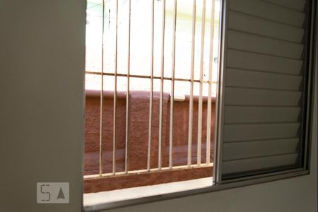 Vista do Quarto 1 de casa de condomínio para alugar com 2 quartos, 50m² em Vila Lúcia, São Paulo