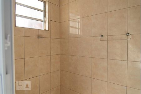 Banheiro de casa de condomínio para alugar com 2 quartos, 50m² em Vila Lúcia, São Paulo