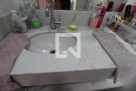 Apartamento à venda com 97m², 3 quartos e 2 vagasBanheiro Da Suíte