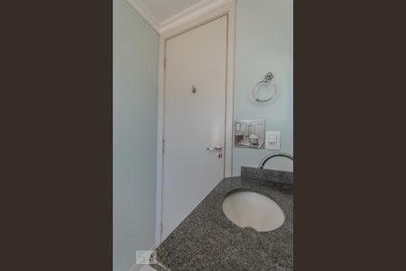 Apartamento para alugar com 45m², 2 quartos e 1 vaga Apartamento para alugar com 45m², 2 quartos e 1 vagaBanheiro