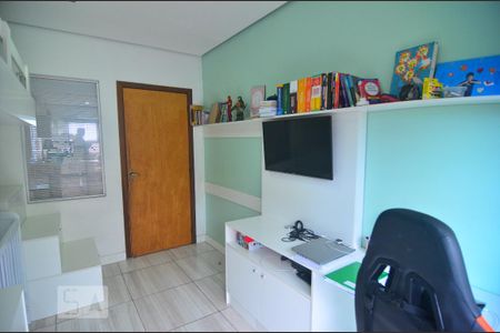 Quarto 1 de apartamento para alugar com 2 quartos, 70m² em Mato Grande, Canoas