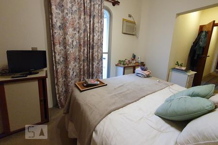 Apartamento à venda com 260m², 4 quartos e 2 vagasQuarto 3 - Suíte