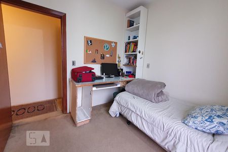 Apartamento à venda com 260m², 4 quartos e 2 vagasQuarto 2 - Suíte