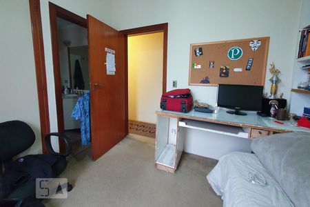 Apartamento à venda com 260m², 4 quartos e 2 vagasQuarto 2 - Suíte