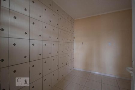 Casa à venda com 303m², 7 quartos e 4 vagas Casa à venda com 303m², 7 quartos e 4 vagasCozinha e Sala (Apto. 02)