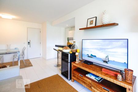 Sala de apartamento à venda com 2 quartos, 68m² em Recreio dos Bandeirantes, Rio de Janeiro