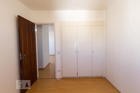 Quarto 1 de apartamento para alugar com 2 quartos, 69m² em Sumarezinho, São Paulo
