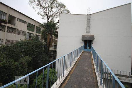 Apartamento para alugar com 88m², 2 quartos e sem vagaAcesso ao prédio