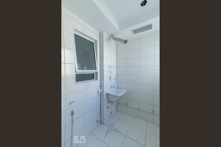 Apartamento para alugar com 43m², 2 quartos e sem vaga Apartamento para alugar com 43m², 2 quartos e sem vagaÁrea de Serviço