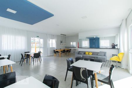 Apartamento para alugar com 43m², 2 quartos e sem vaga Apartamento para alugar com 43m², 2 quartos e sem vagaÁrea comum - Salão de festas