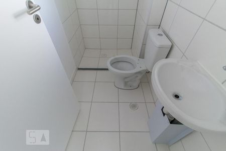 Apartamento para alugar com 43m², 2 quartos e sem vaga Apartamento para alugar com 43m², 2 quartos e sem vagaBanheiro