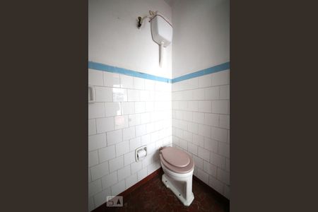 Casa à venda com 130m², 2 quartos e 1 vagaBanheiro de Serviço