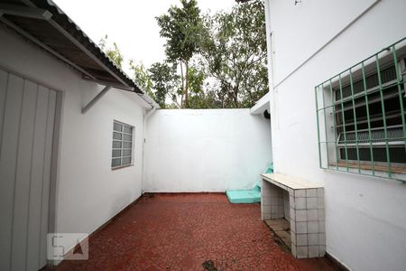 Casa à venda com 130m², 2 quartos e 1 vagaQuintal