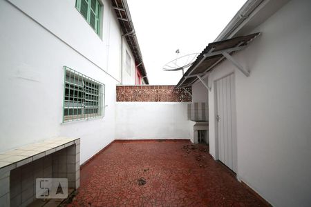 Casa à venda com 130m², 2 quartos e 1 vagaQuintal