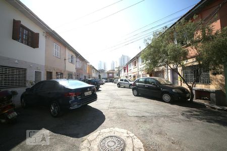 Casa à venda com 130m², 2 quartos e 1 vagaVizinhança